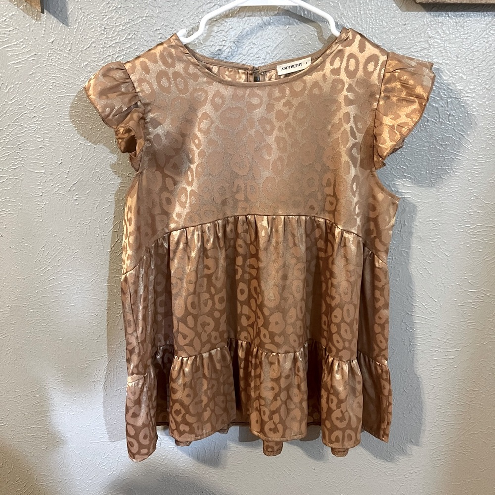 Andthewhy boutique satin top